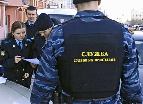 Могут ли у многодетной семьи конфисковать имущество за кредит
