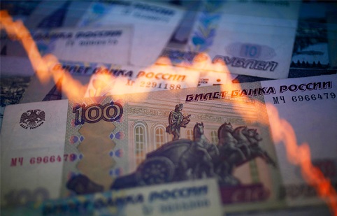 Почему рубль падает по отношению к доллару 