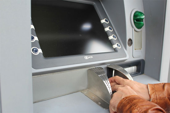 Сколько денег помещается в банкомат