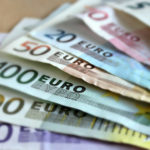 Прогноз курса евро в России на март 2021 года